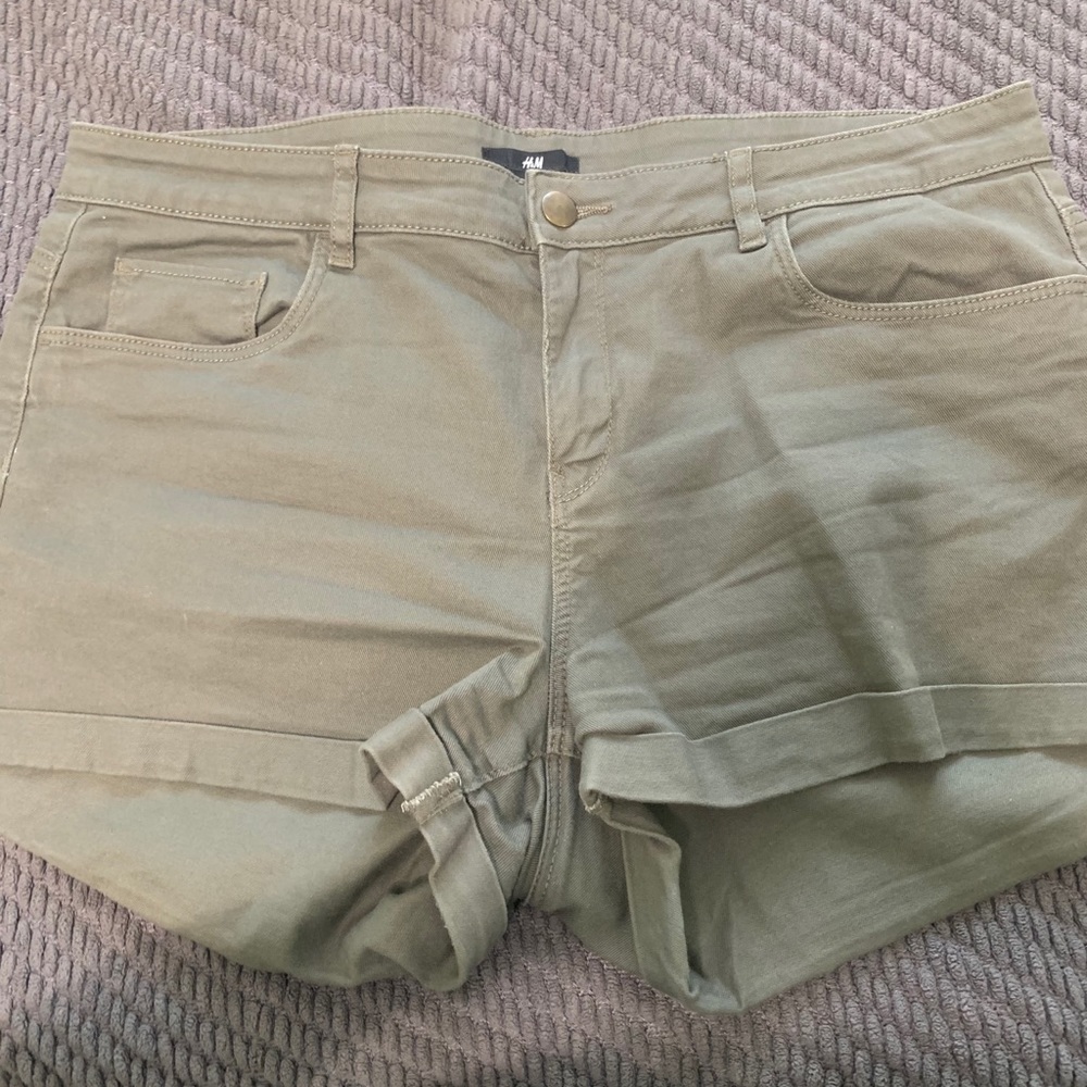 H&M Olive Jean shorts